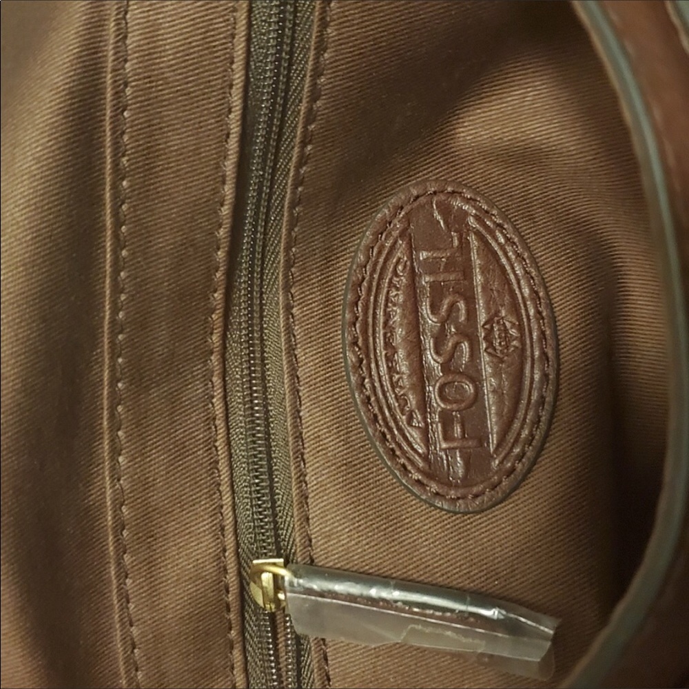 Fossil Crossbody Bag - image 4